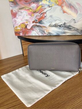 Theory Pebbled Leather Zip Wallet in Gray Taupe